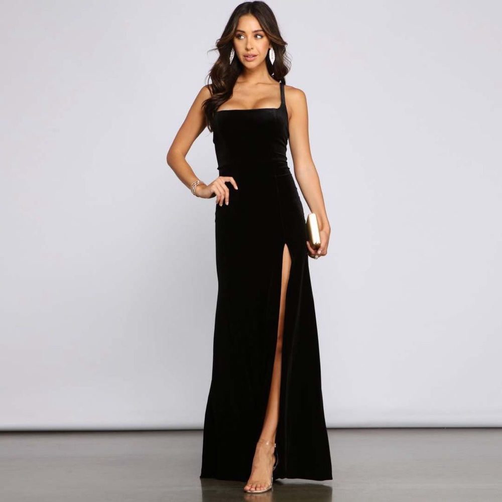 Windsor Back Lace up black Velvet Dress